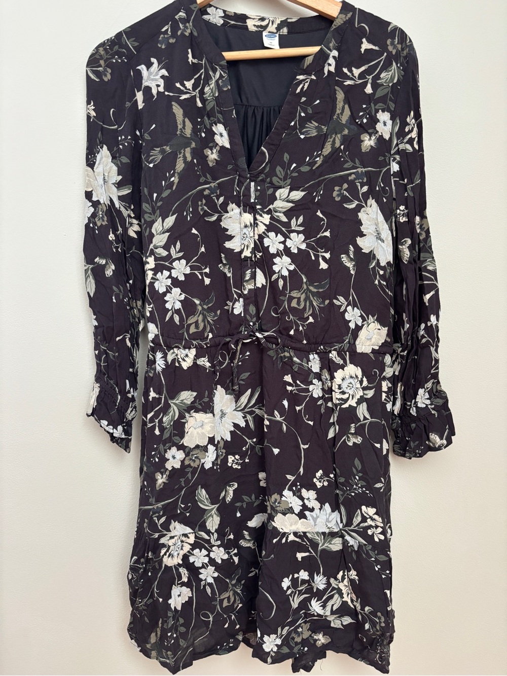 Floral Black V-Neck Dress Tie Waist